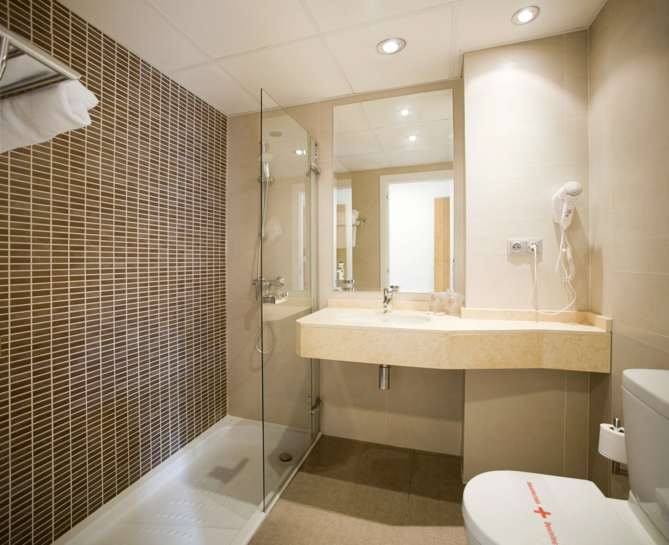 Отель Vibra Beverly Playa