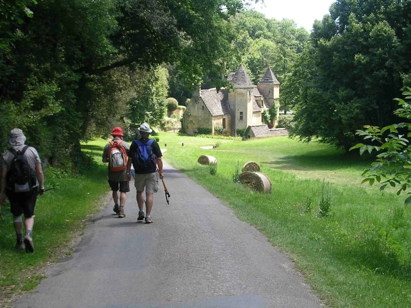 Beautiful Family Villa With Private Pool in Quiet Area of Villeneuve-sur Lot