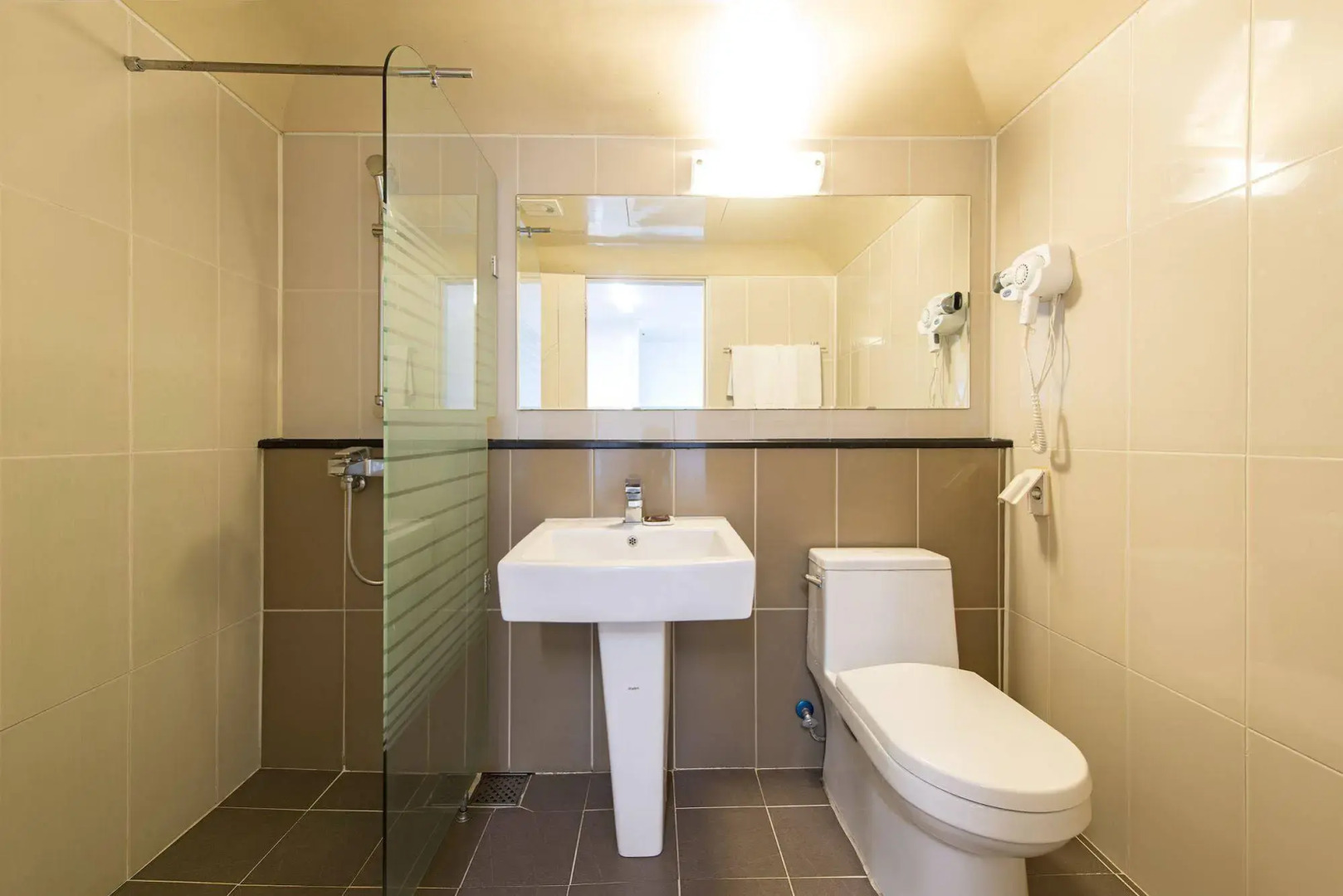 Kensington Resort Seorak Beach