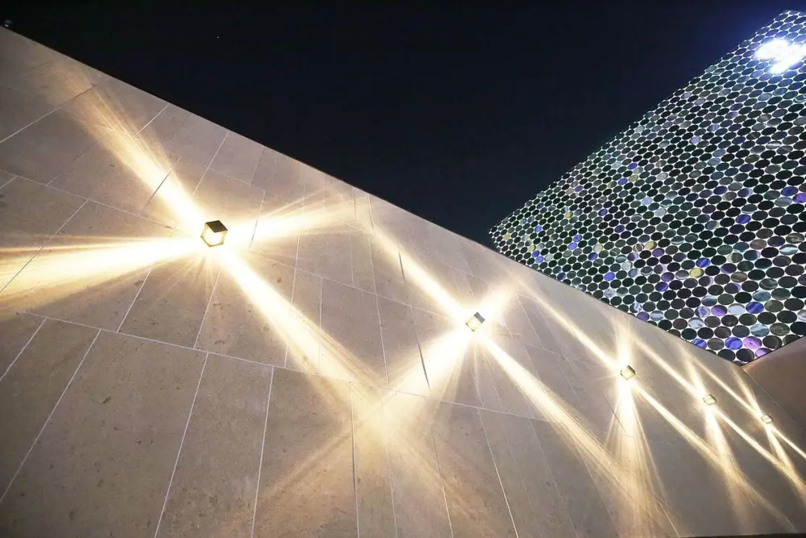 Asan Hotel Cube