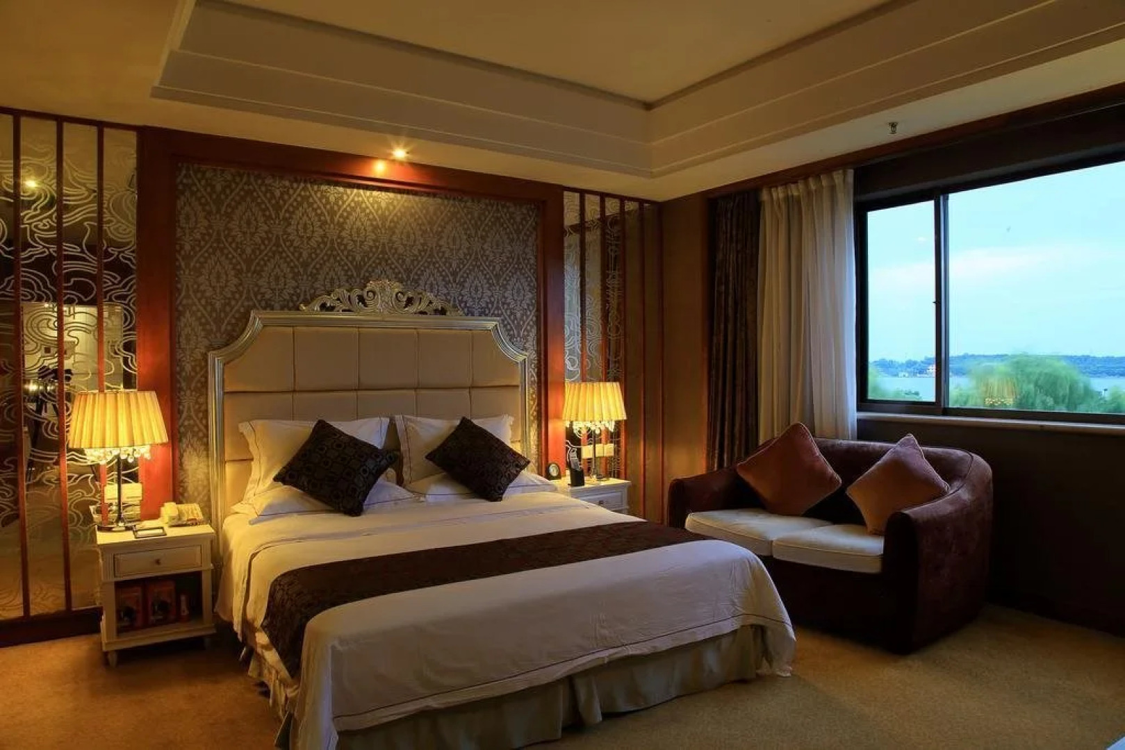 Country Garden Phoenix Hotel Jingmen