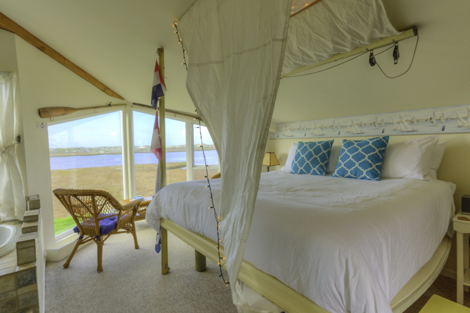 Captain's Inn at Moss Landing