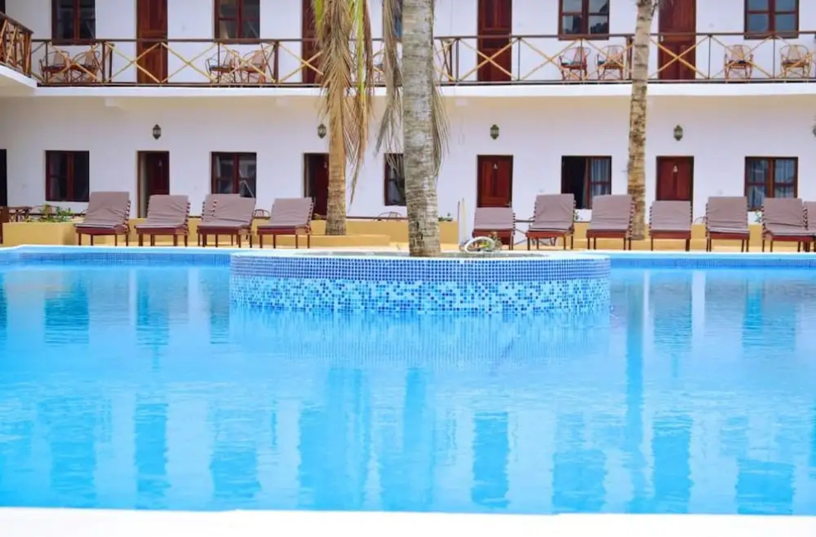 Paradise Beach Bungalows Nungwi