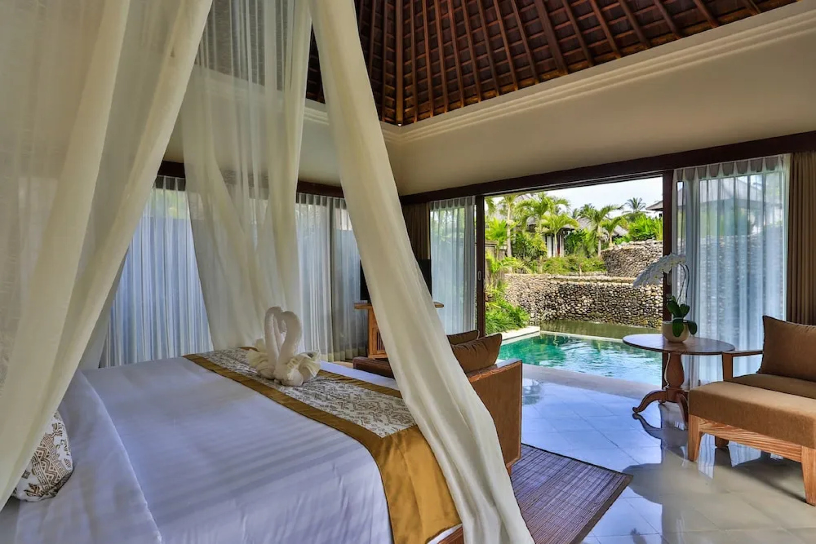 Royal Gulf Beach & Racquet Club 5001 2 Bedroom Condo by Redawning