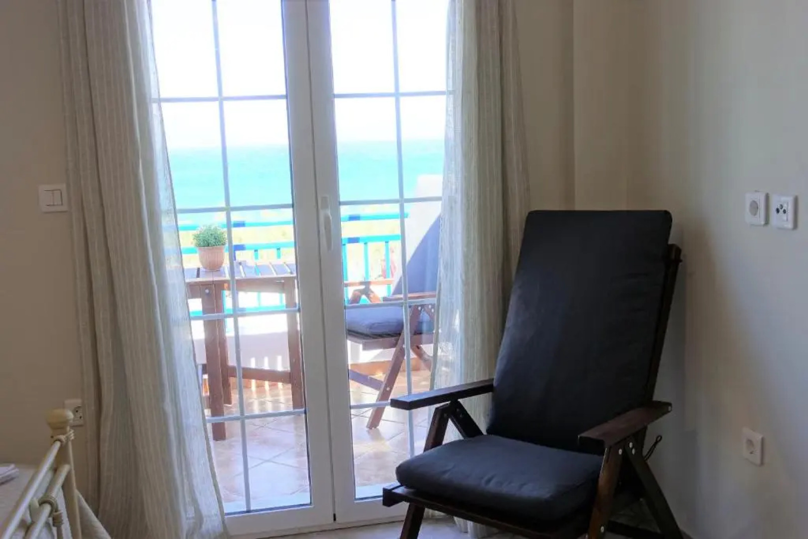 Sea Urchin Apartments 2nd floor