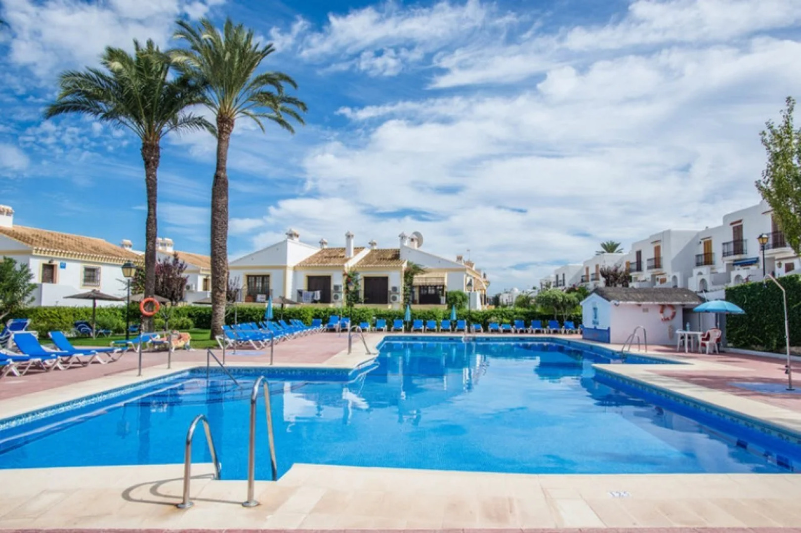 ALEGRIA Infiniti Beach Resort