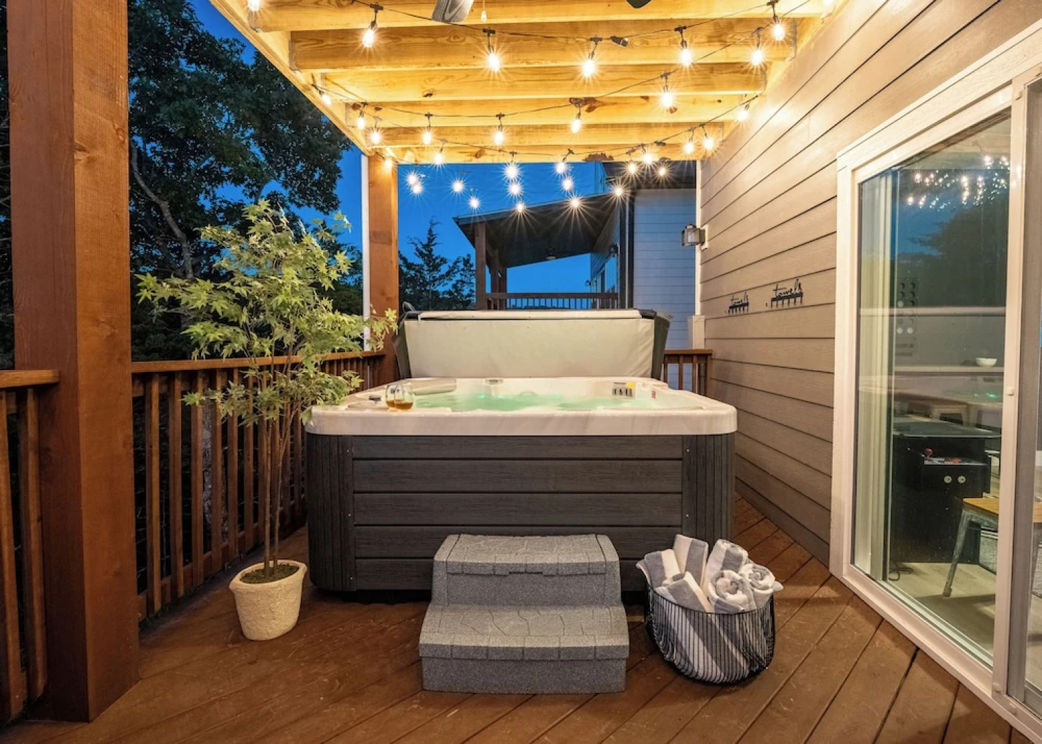 The Grey Wolf Lodge Branson