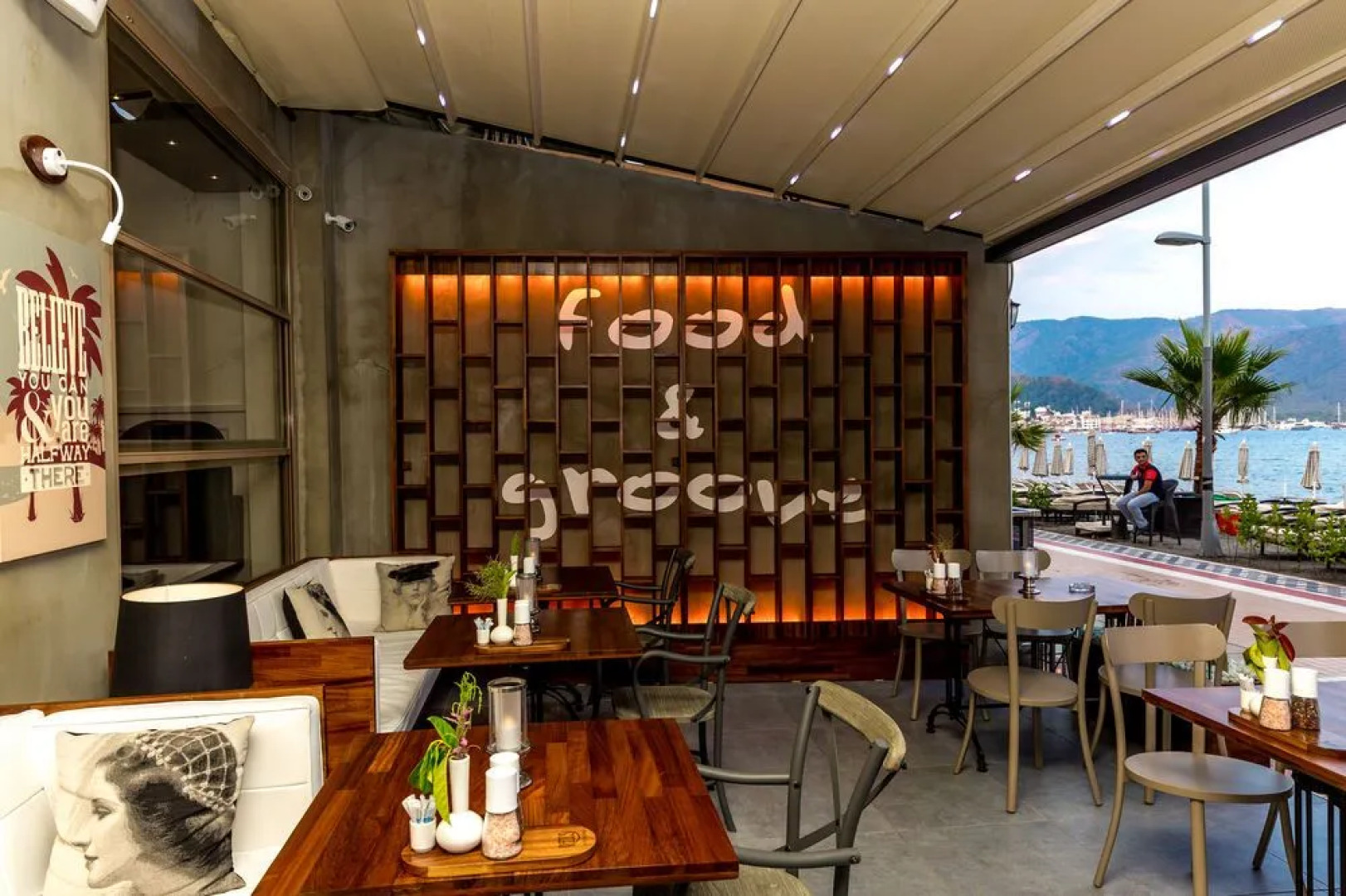 Reis Beach Hotel&Restaurant