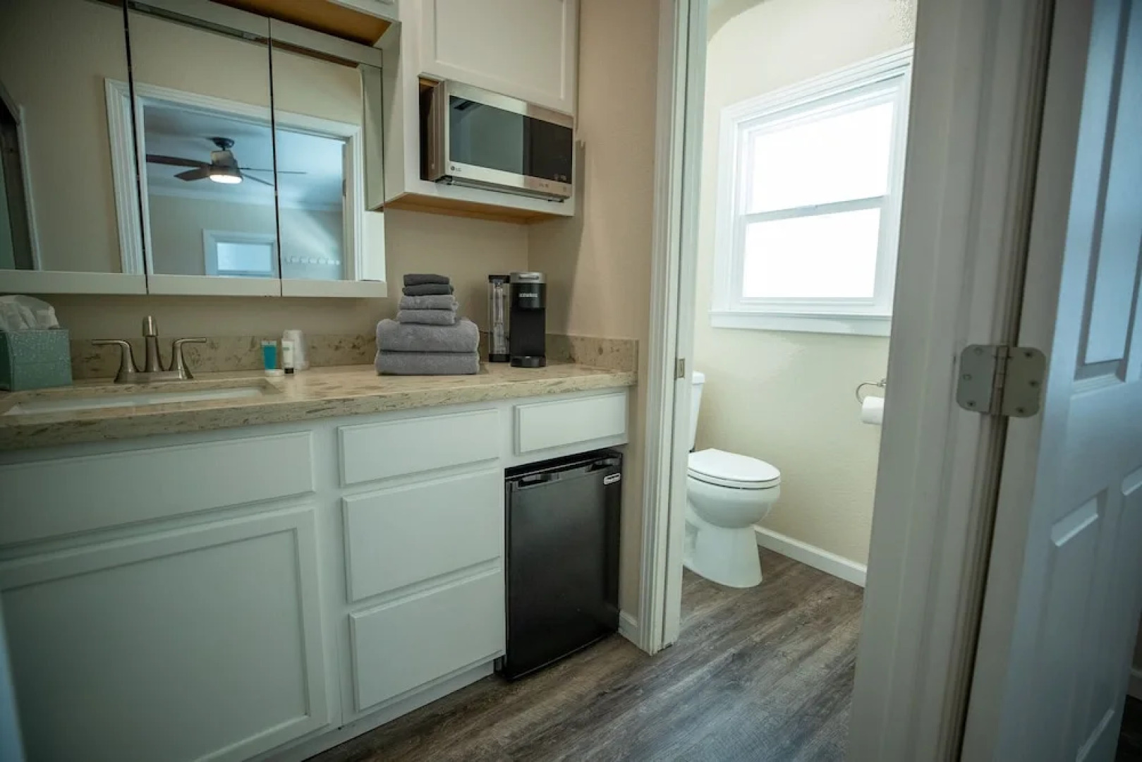 Cottage on Armstrong