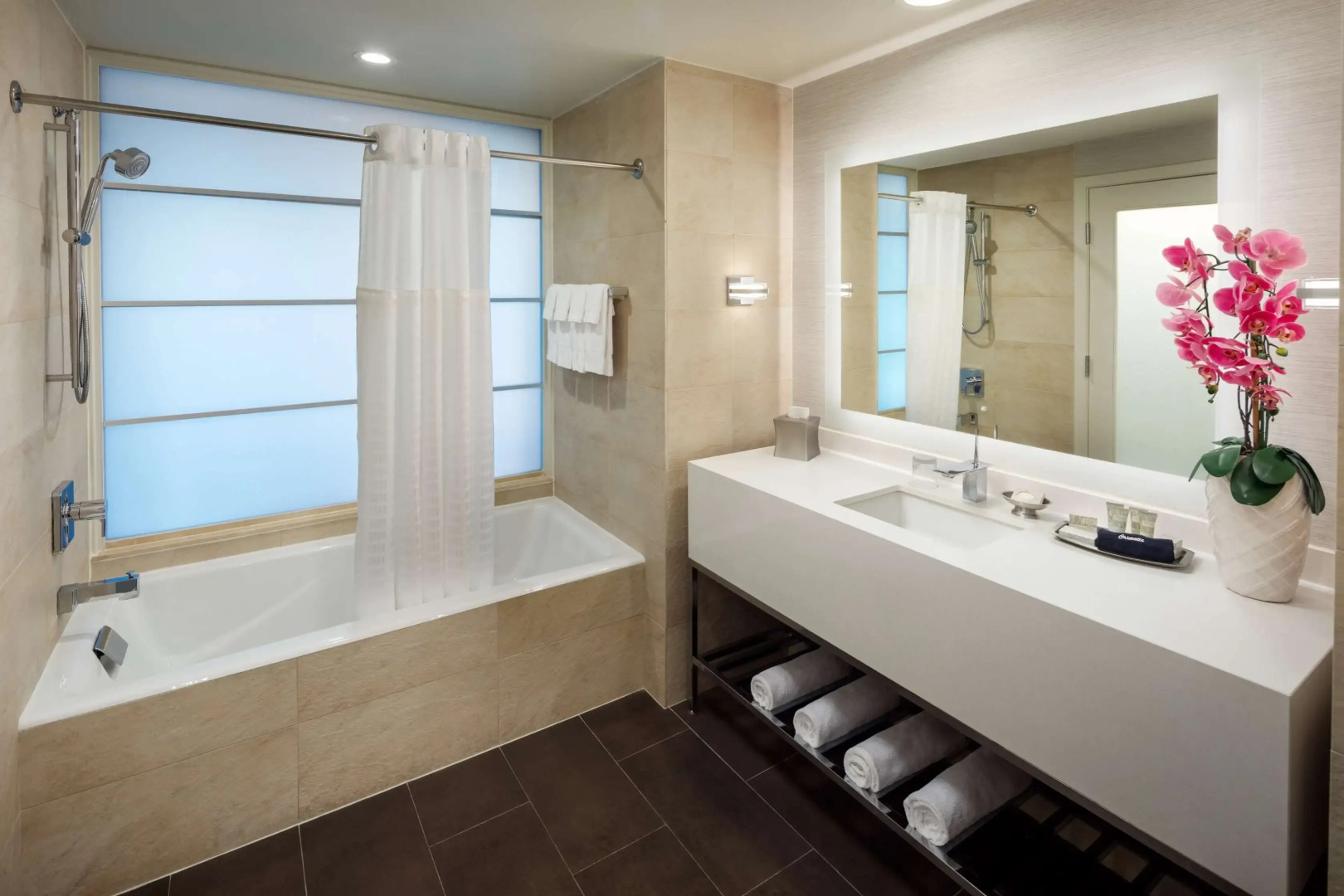 The Hotel at Arundel Preserve