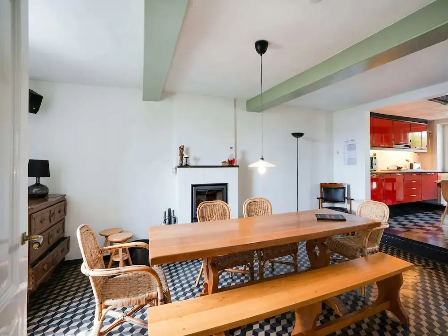 Voeren Mansion With Garden