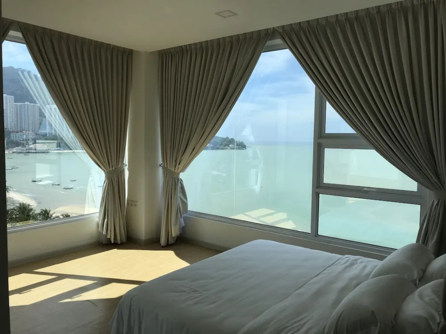 Brand New By The Beach - Tanjung Bungah