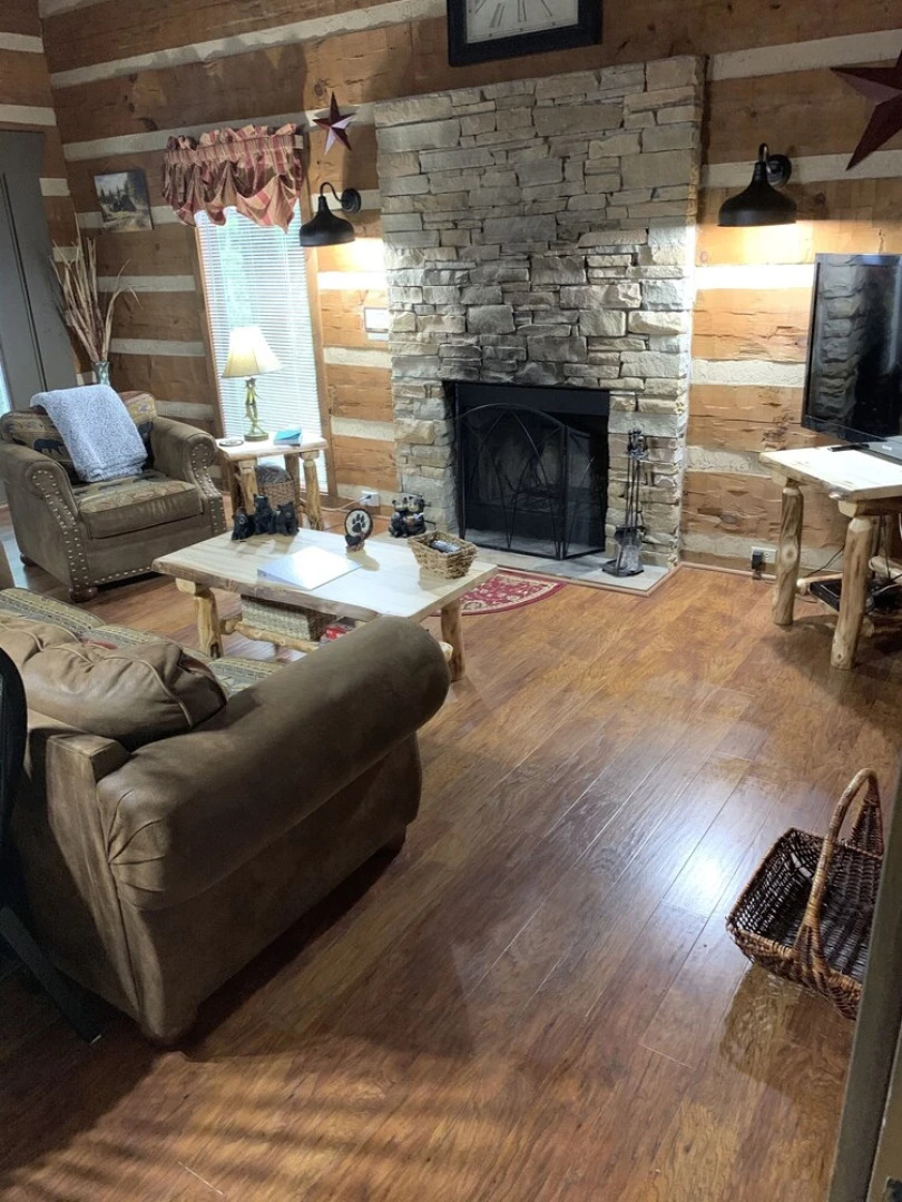 Hanky Panky 1 Bedroom Cabin