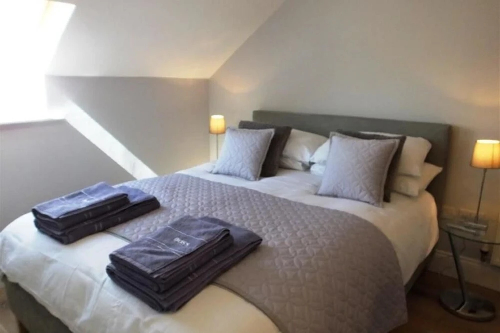 Cambrie - 25 Bryn Y Mor