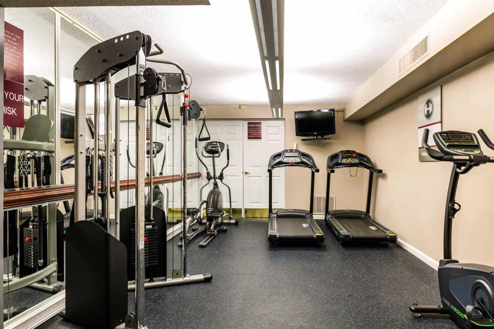 Days Hotel by Wyndham Williamsburg I-64