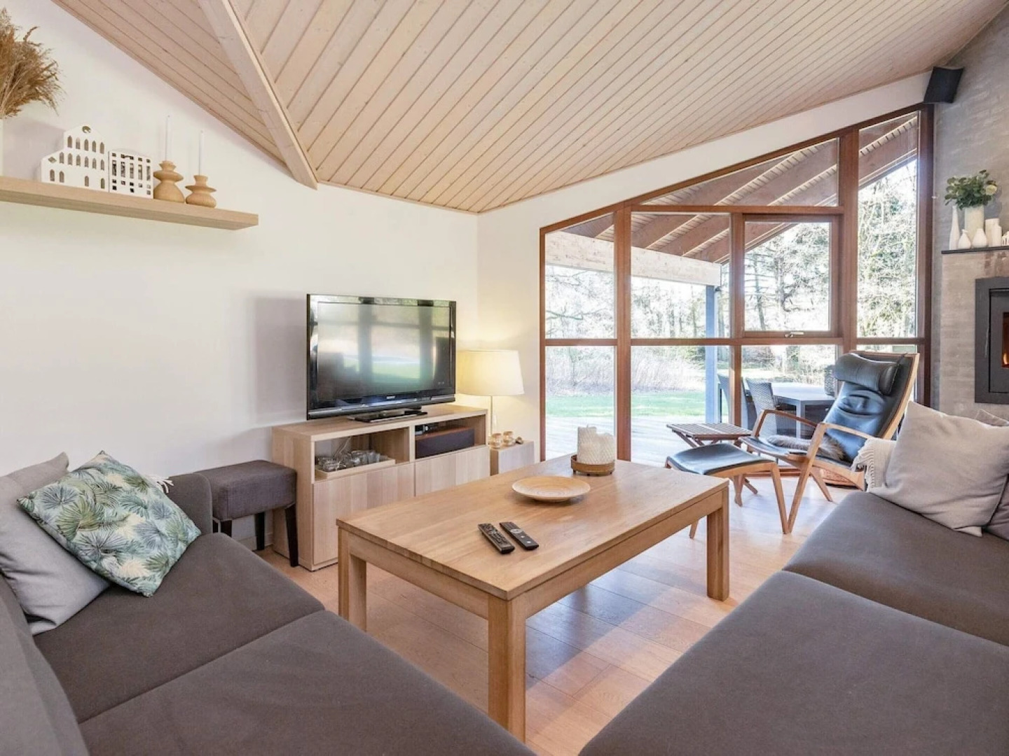 8 Person Holiday Home in Skals-by Traum