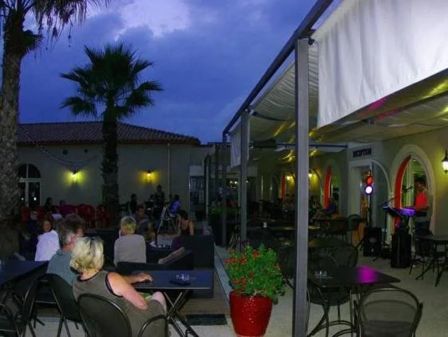 Les Jasses De Camargue