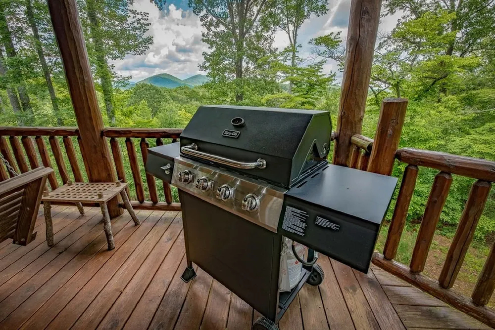 Wolf`s Den-minutes to Blue Ridge