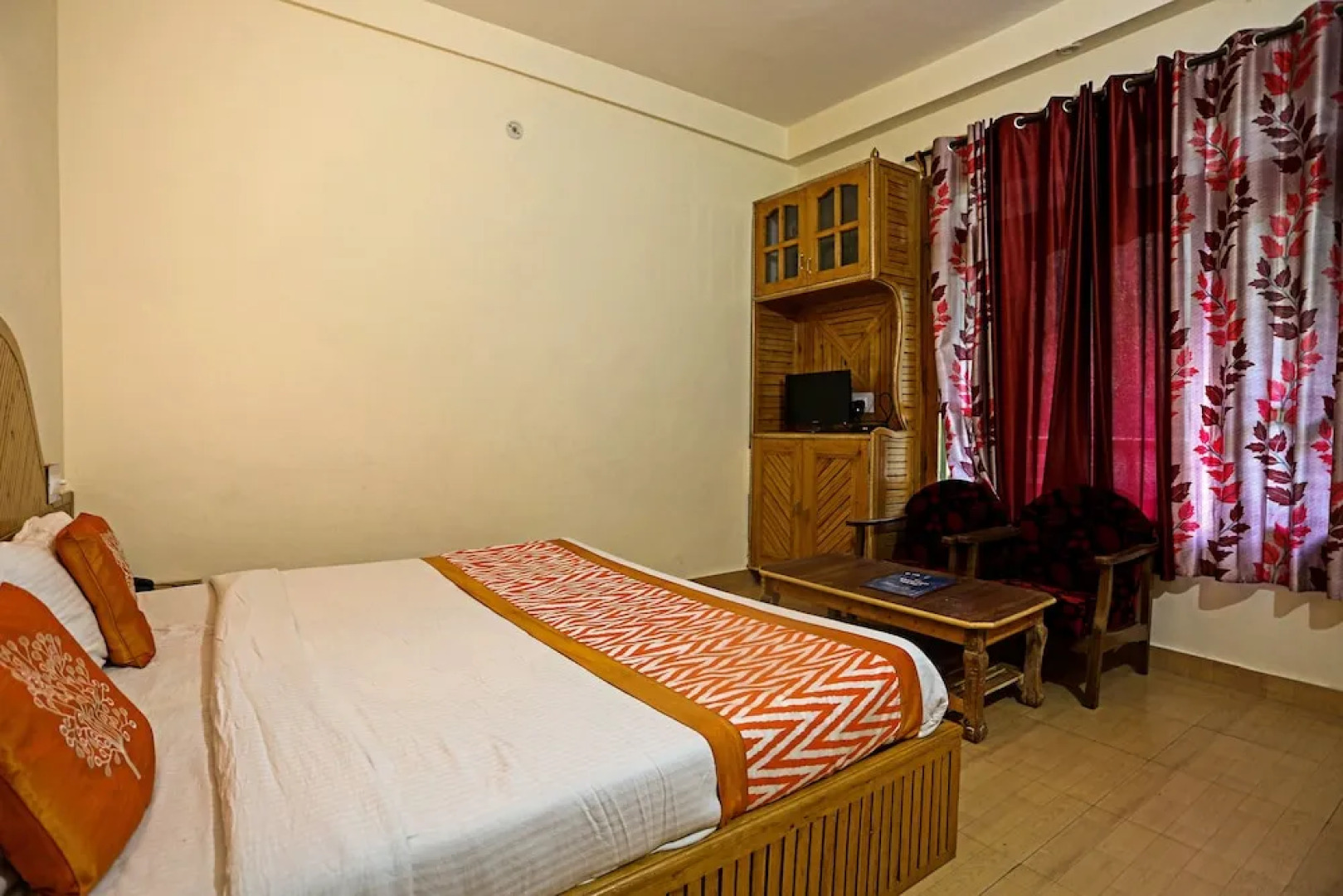 OYO 5910 Hotel Anupam
