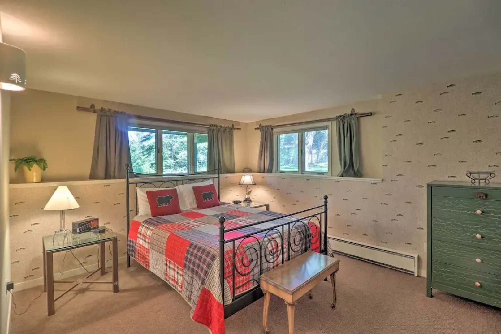 West Glacier Home w/ Majestic Mountain Views!