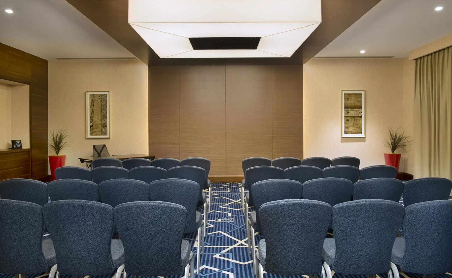 Hilton Garden Inn Dubai Al Mina Hotel