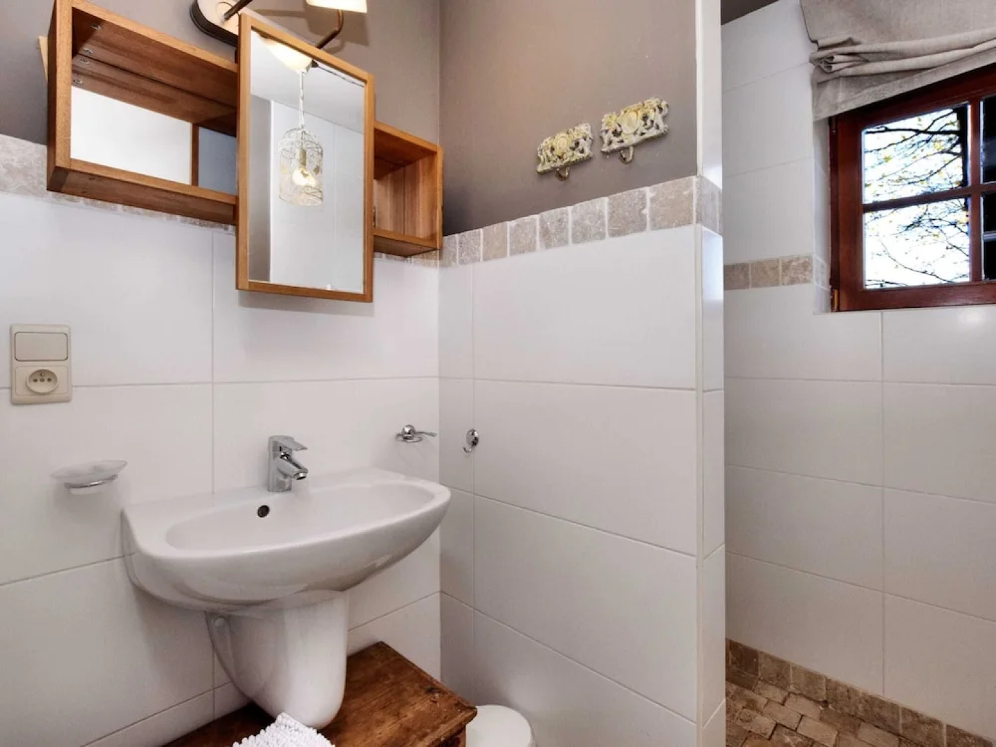 Cozy, Authentic and Quiet House