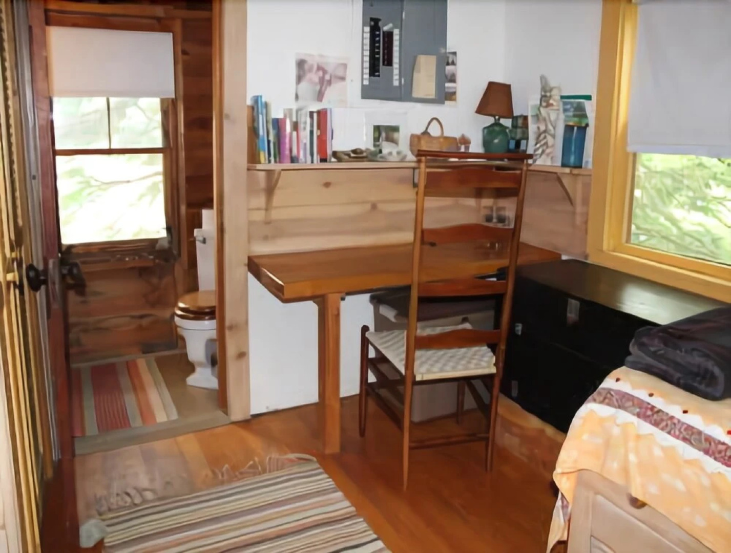 Jennifers Cottage - Two Bedroom Home