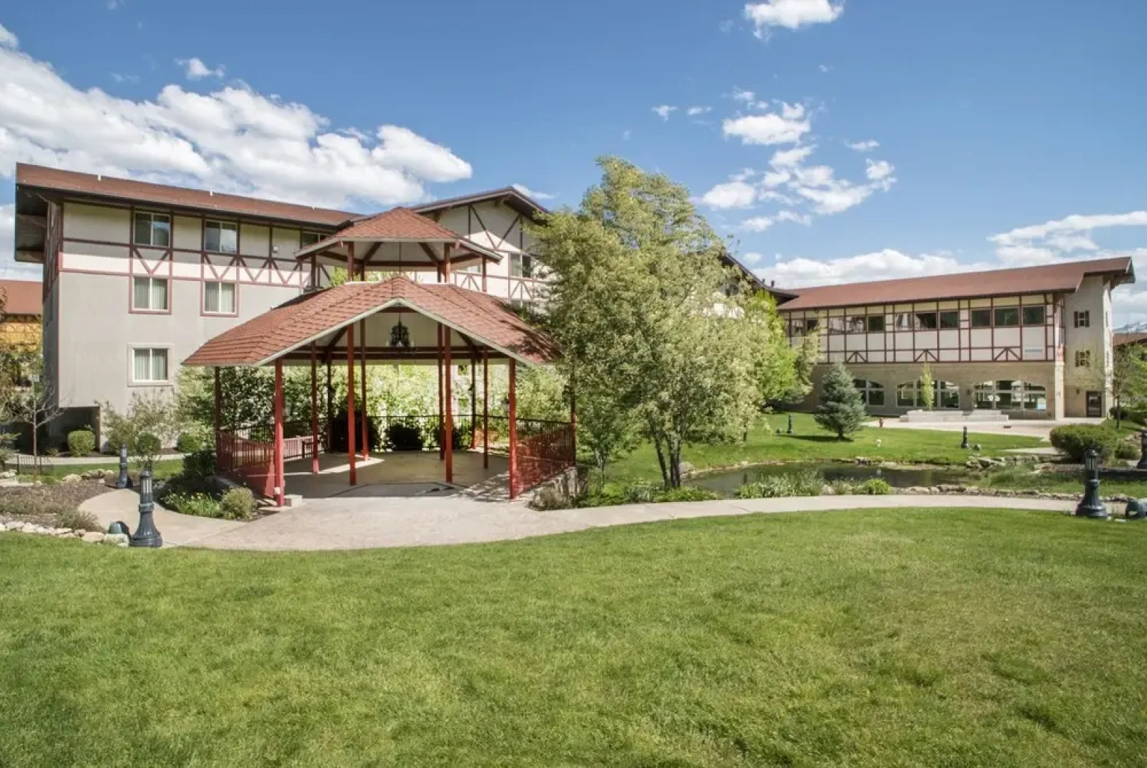 Villa 2086 2 Queen Beds - 1 Bedroom 1 Bath No Kitchen 1 Villa