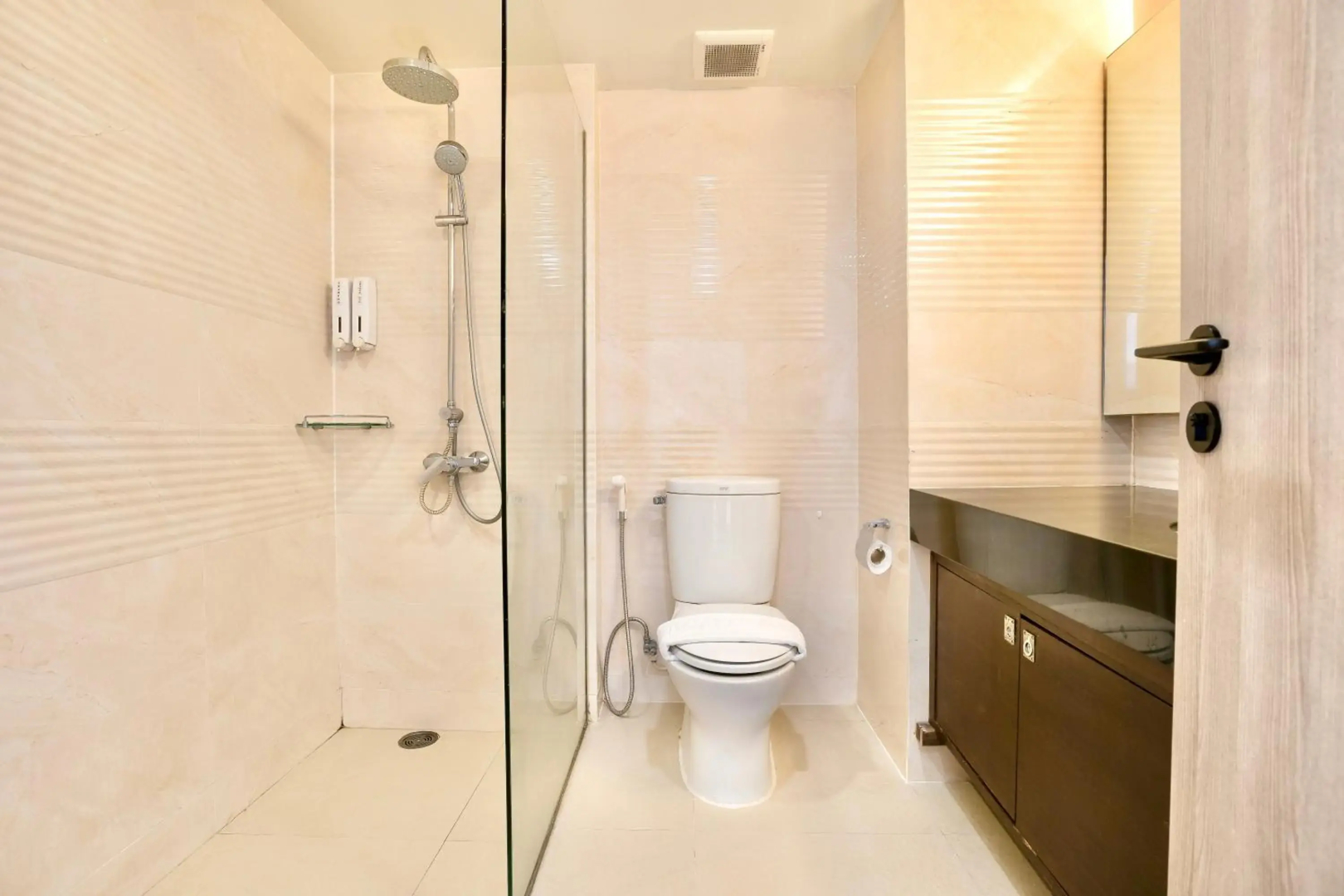 The One Hotel Bay Breeze Pattaya