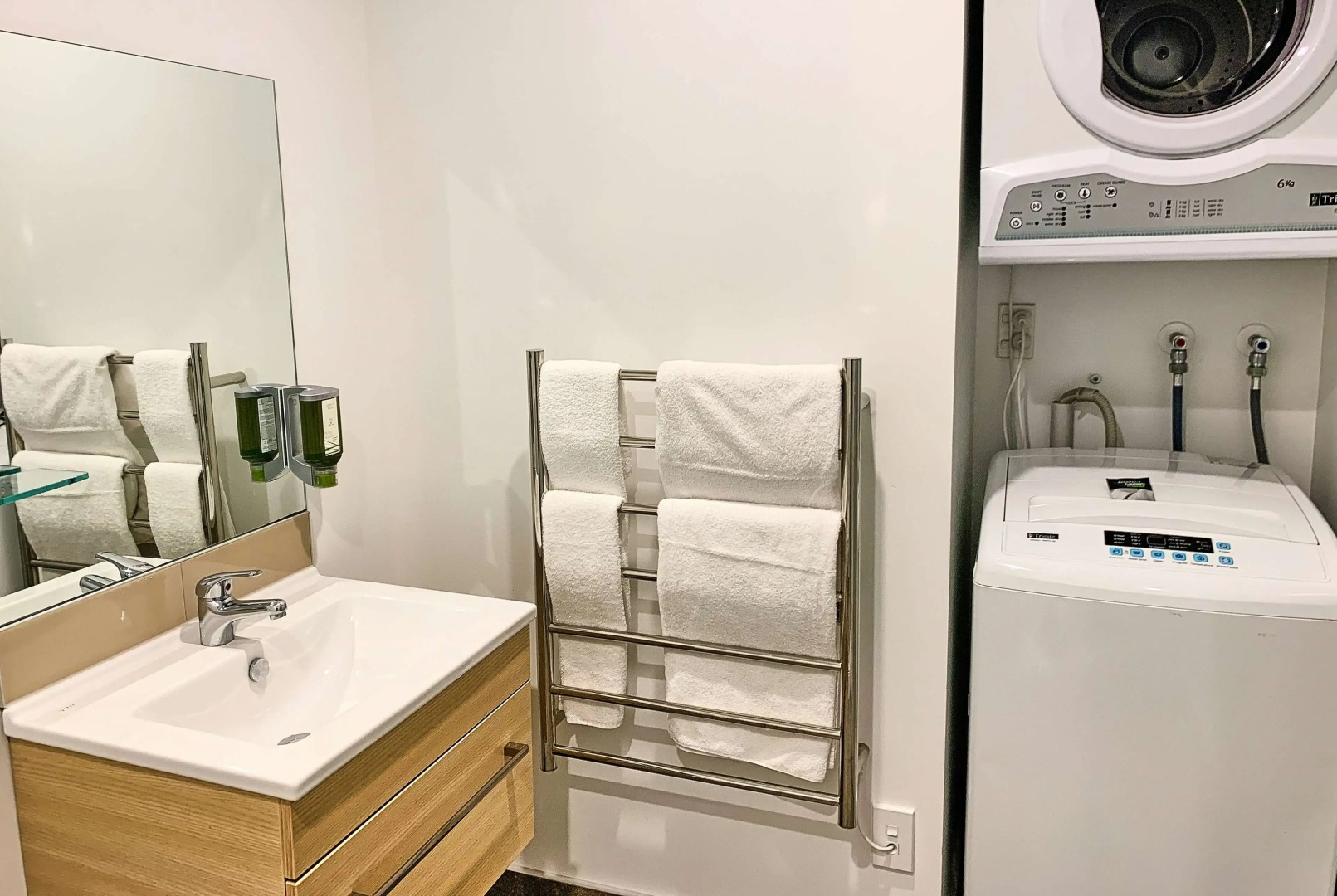 Ramada Suites By Wyndham Albany