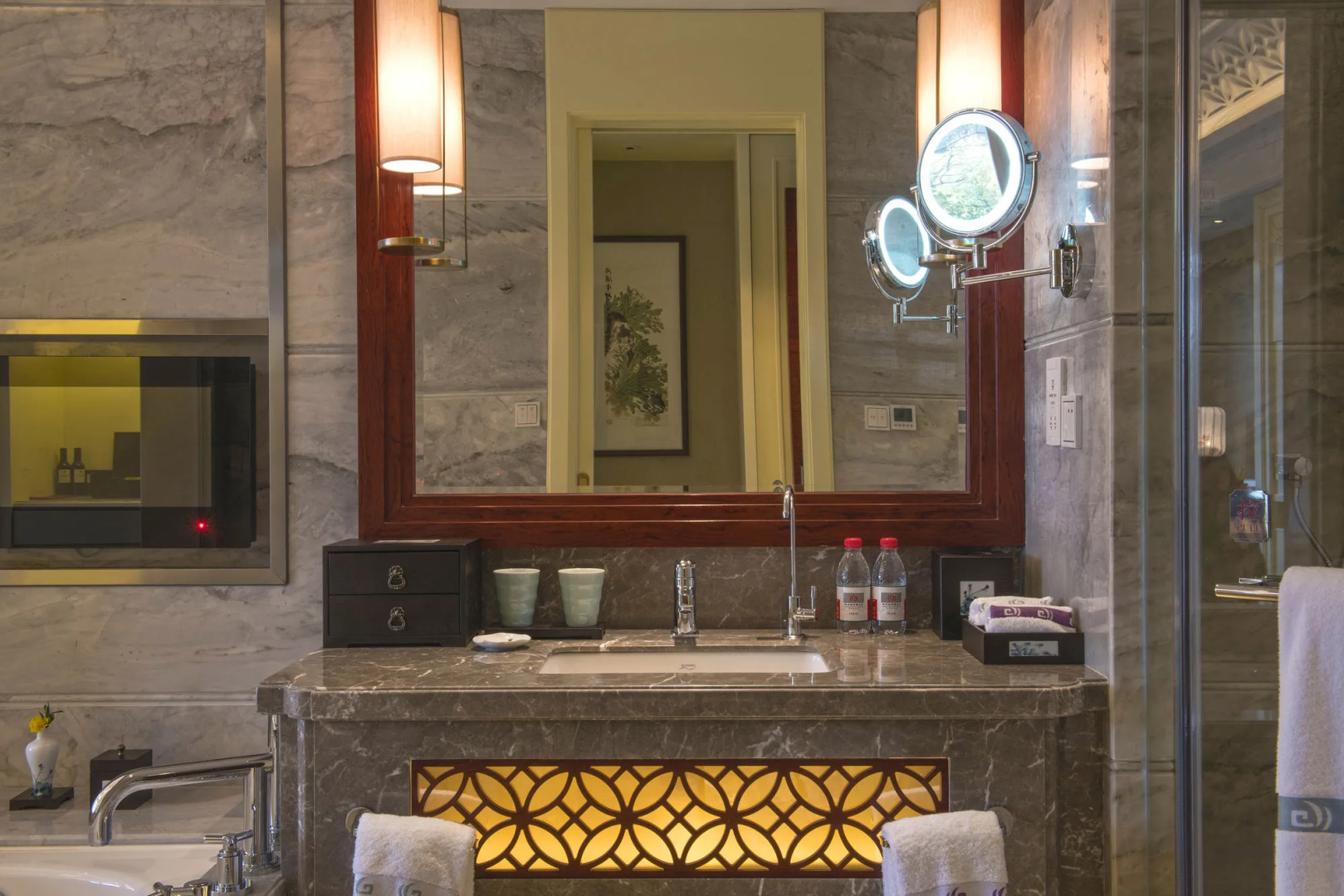 West Lake State Guest House