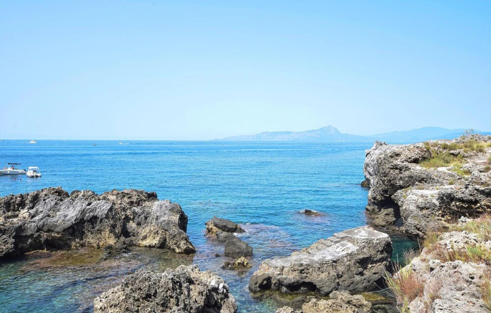 Amazing Apartment in Montauro With 4 Bedrooms