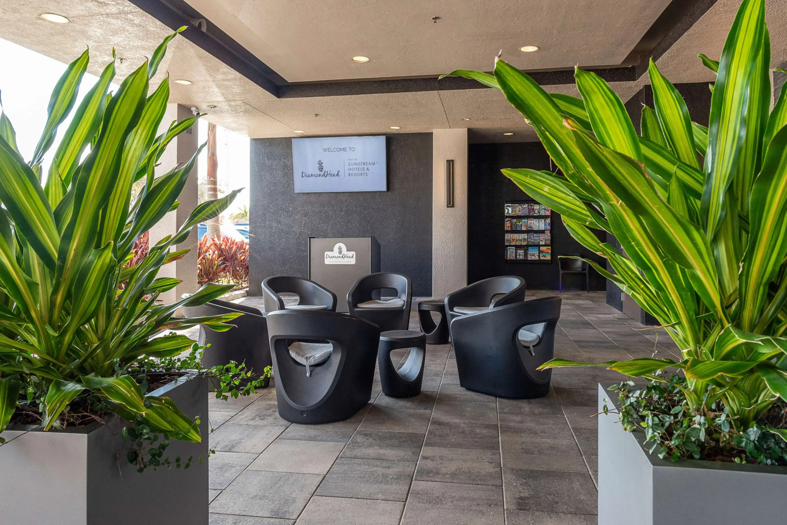 DiamondHead Beach Resort