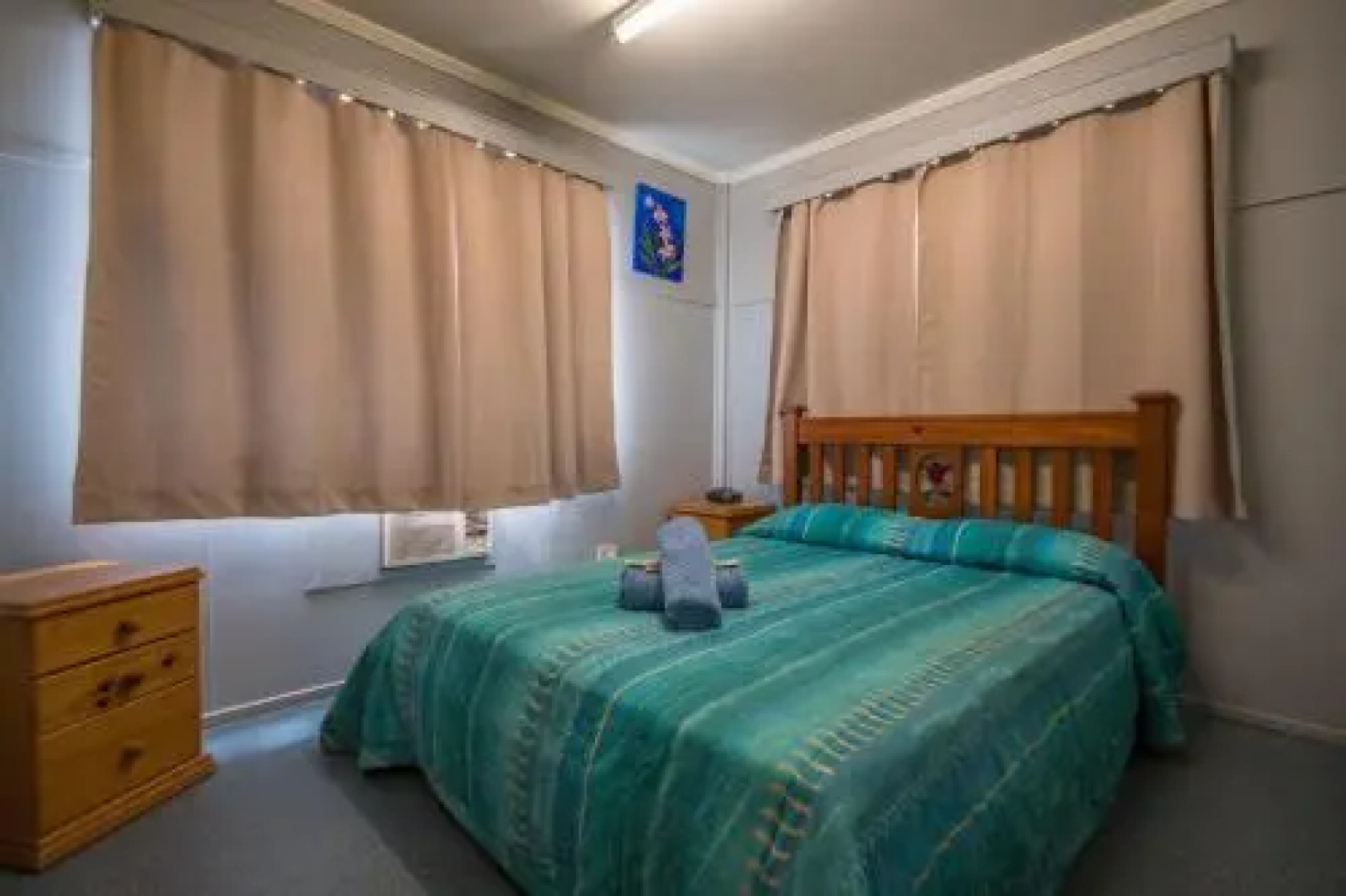 Ash’s Holiday Units