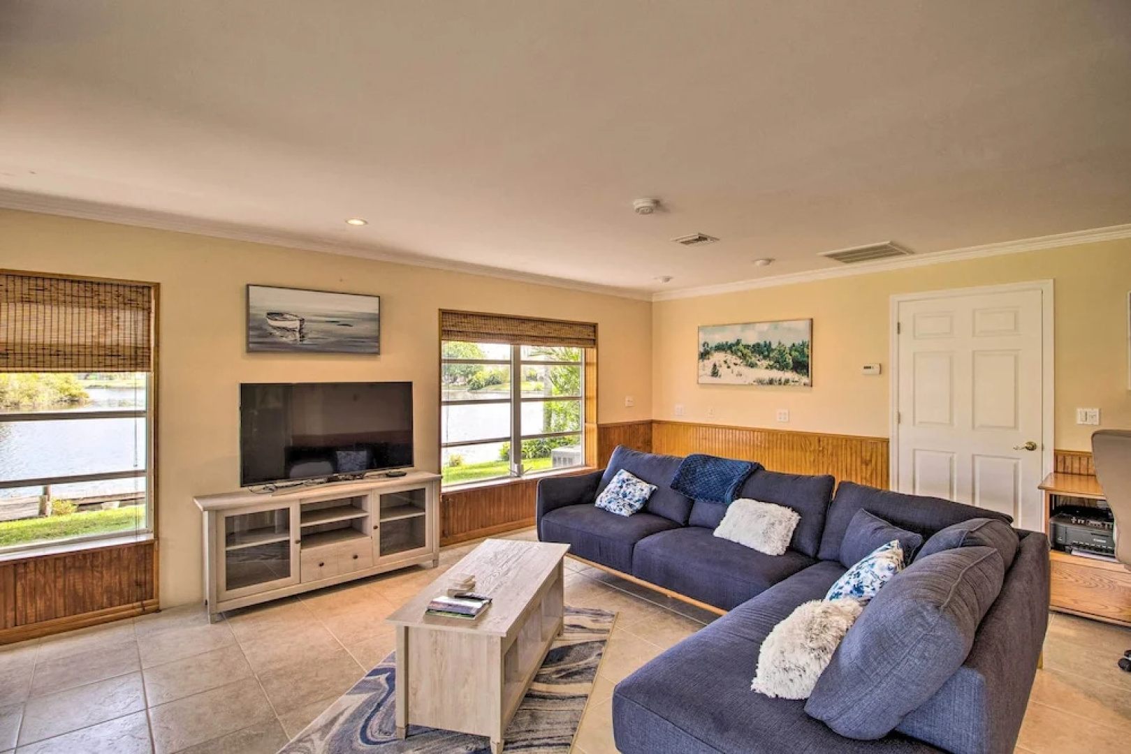 Pet-friendly Sebastian Home on Lake; Golf Nearby