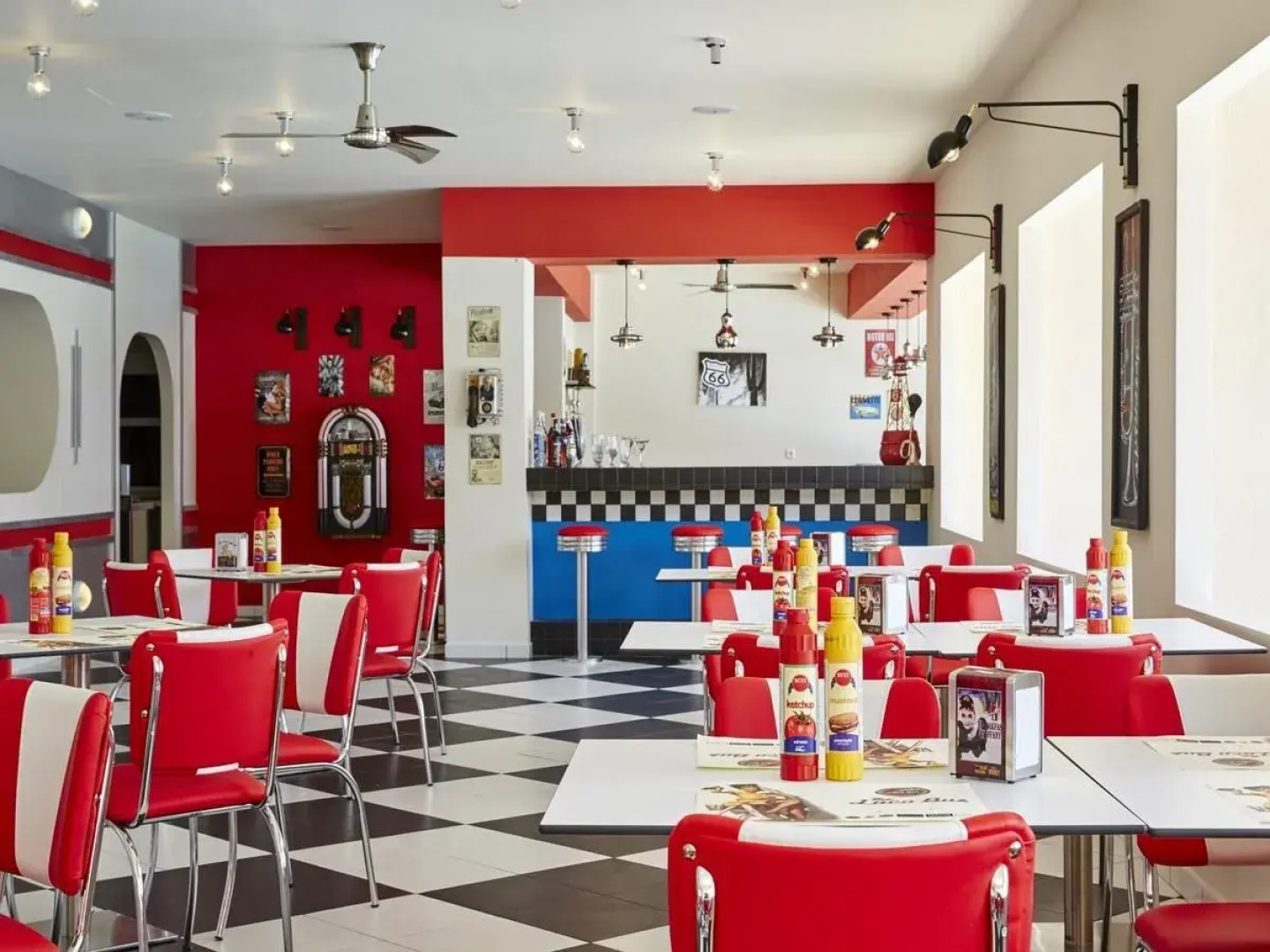 Отель MarBella, Mar-Bella Collection