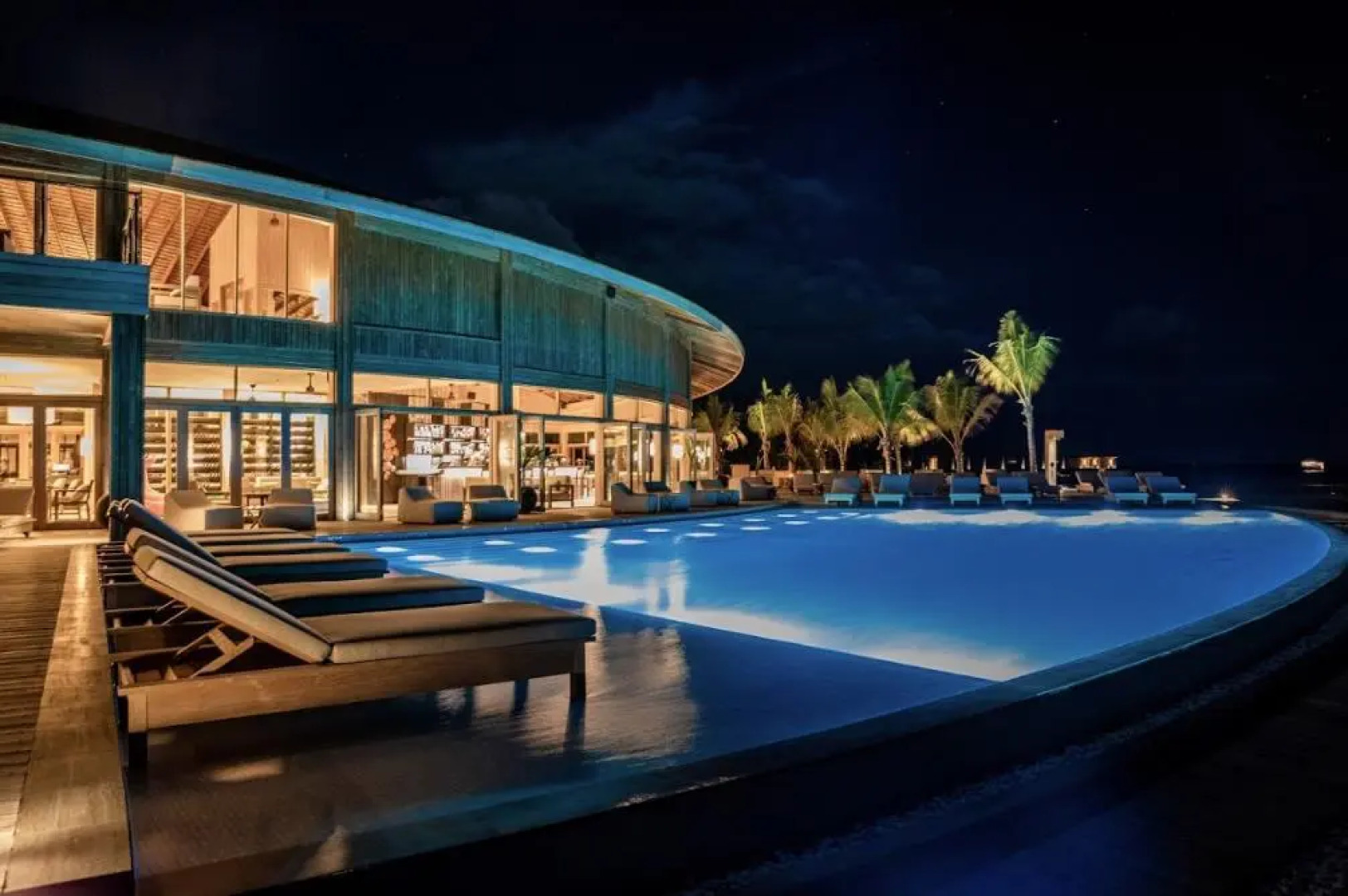 Курорт Kagi Maldives Resort & Spa