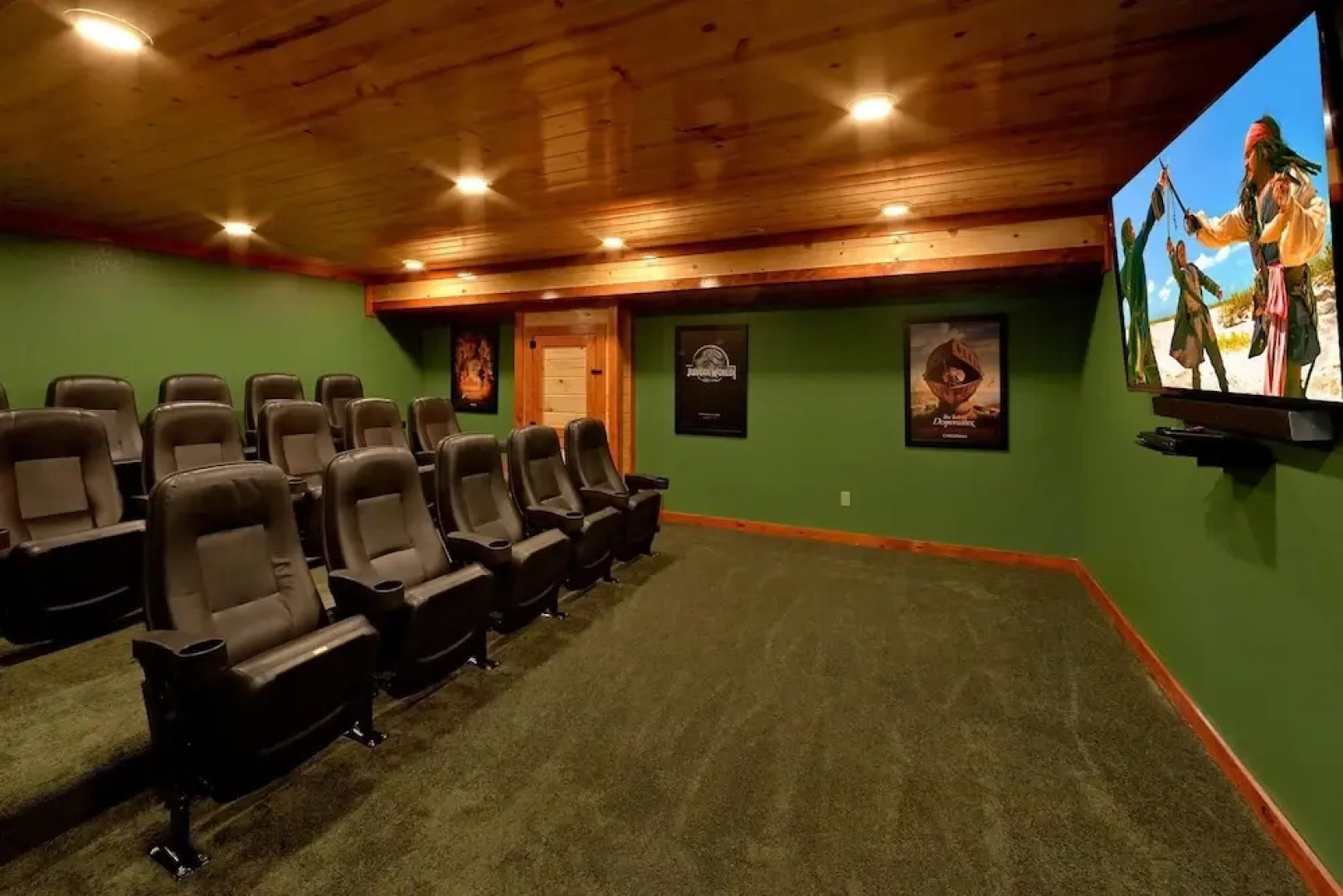 Summit Pool Lodge Apartment 6