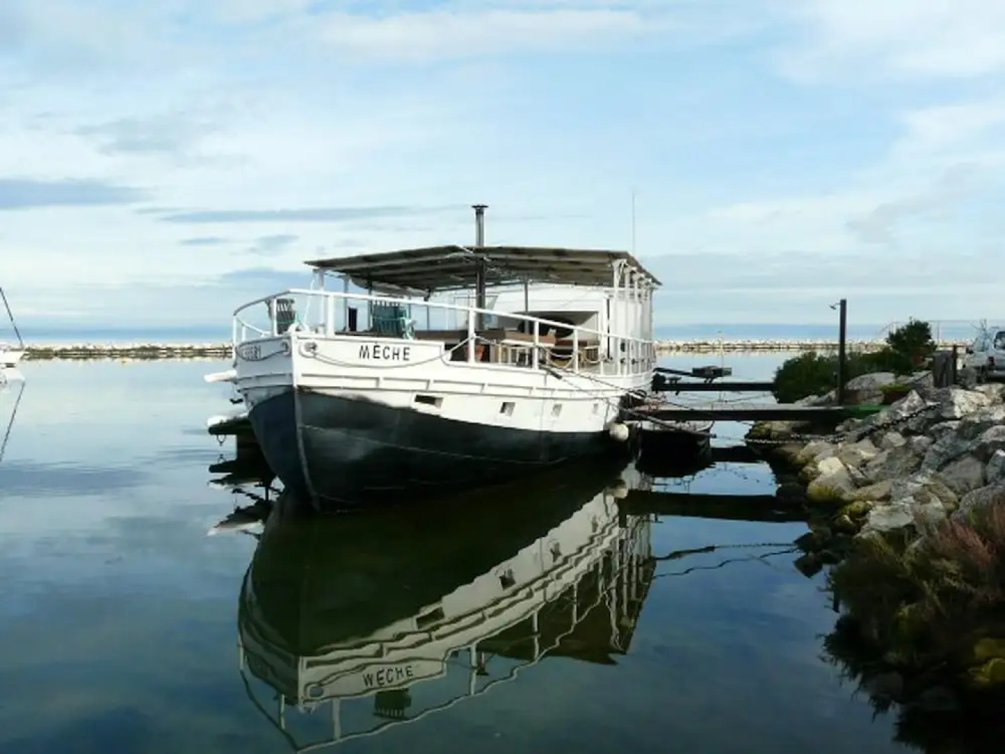 House With 2 Bedrooms in Martigues, With Wonderful Lake View, Furnished Terrace and Wifi - 7 km From the Beach