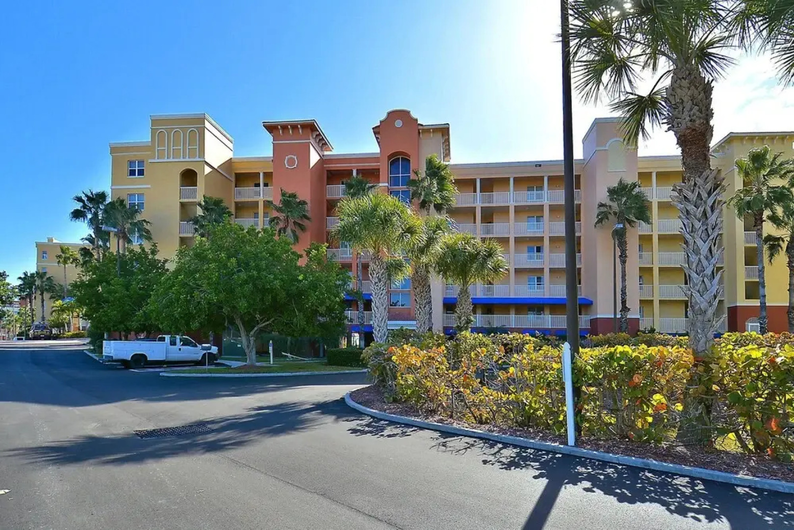 Tides 636 Luxurious Pools/Hot Tubs/Grills-Top Floor Gulf Views