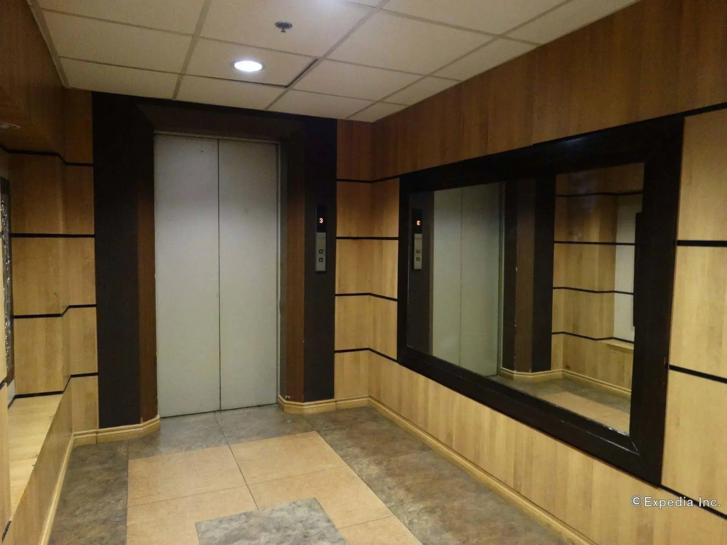 Majestic Hotel (formerly Octagon Mansion Hotel)