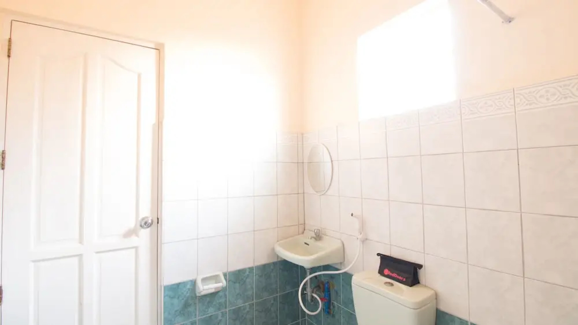 RedDoorz @ Praferosa Resort Hotel Calamba