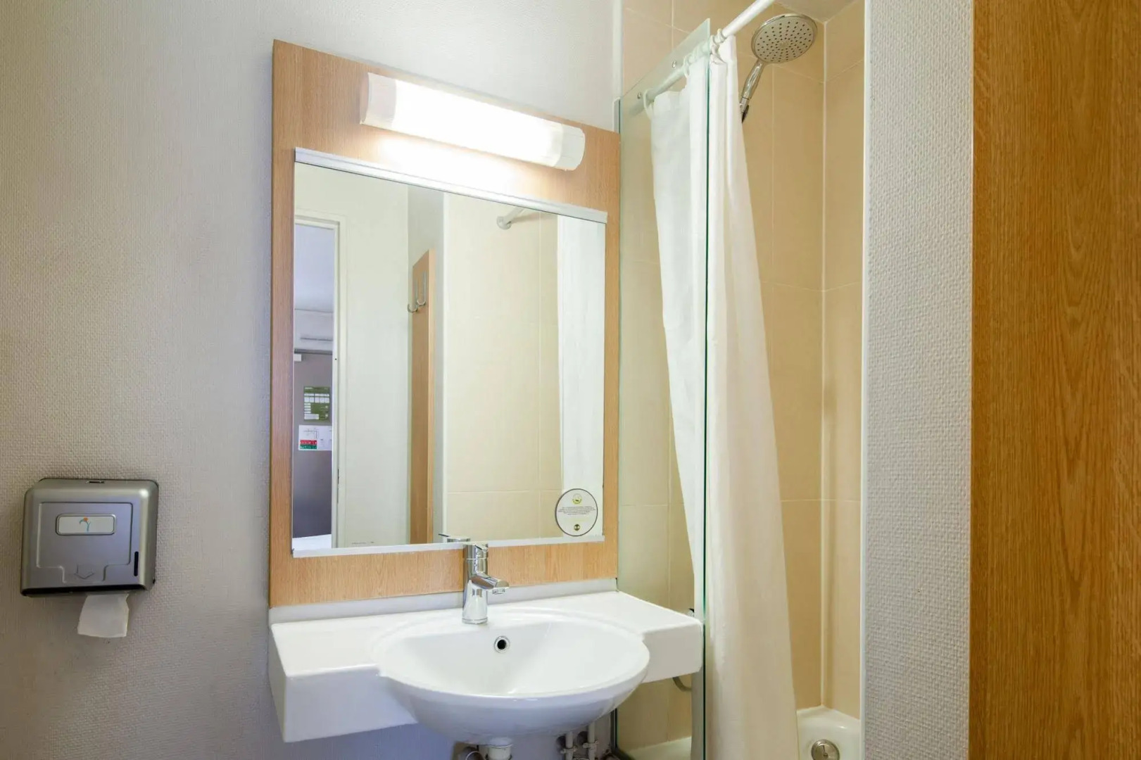 B&B HOTEL Lille Seclin Unexpo