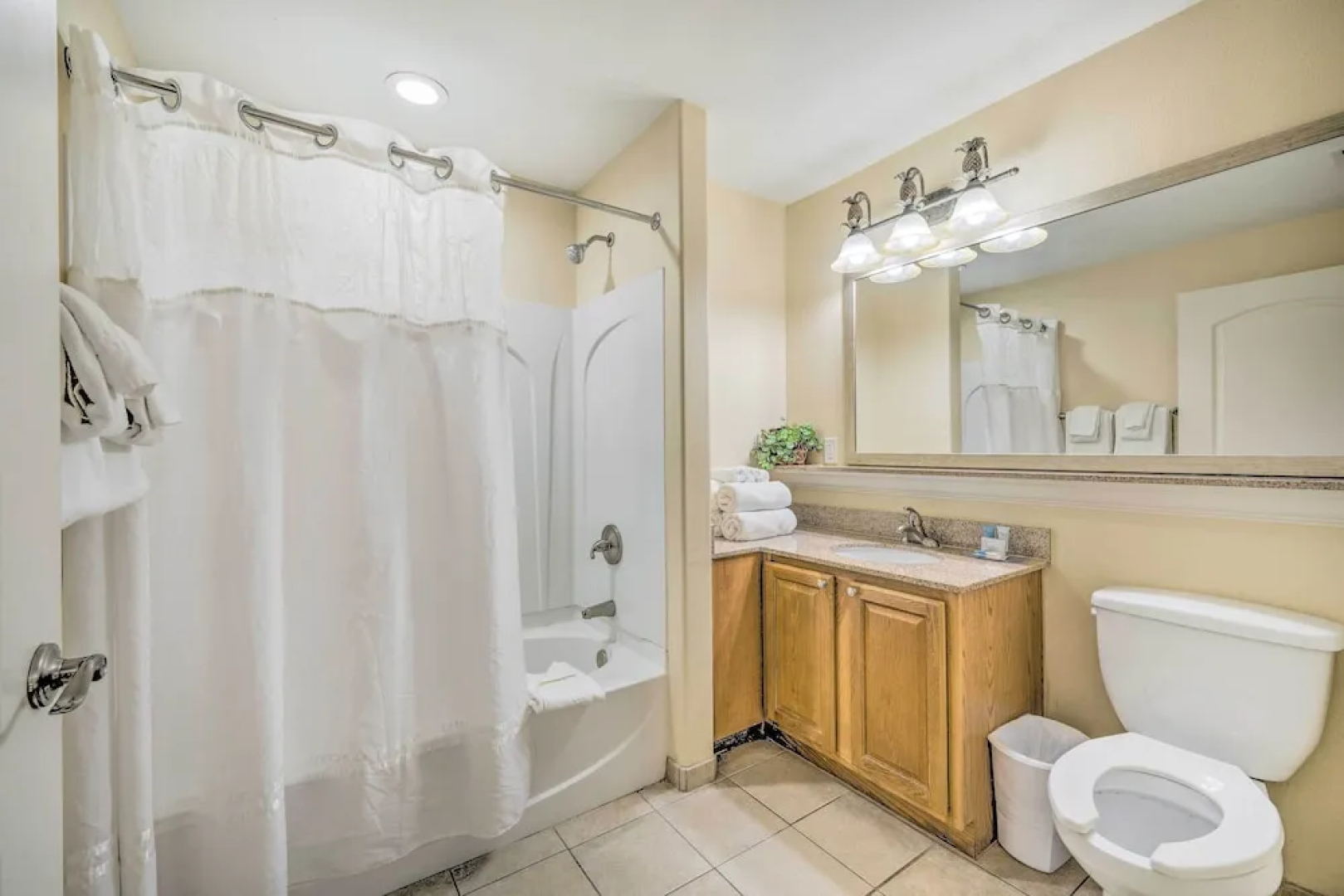 1 Mi to Disney: Condo w/ Water-view Balcony!