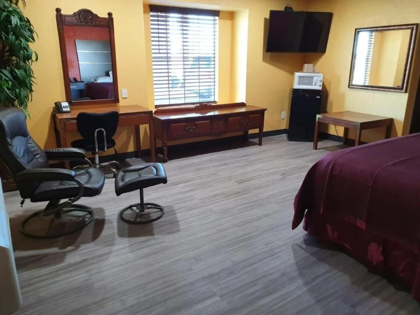 Chaparral Motel Victoria TX, Hwy 59