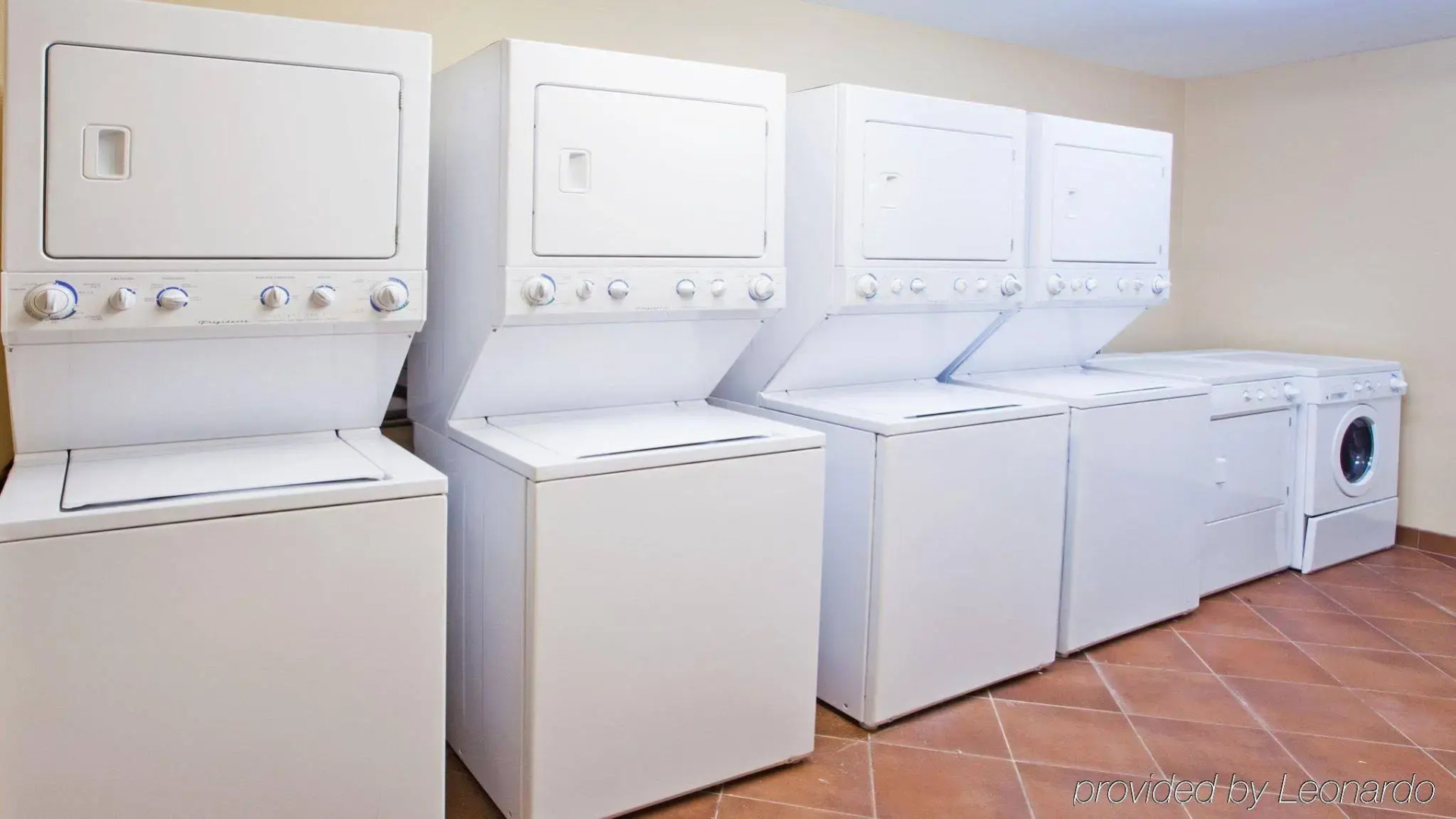 Candlewood Suites Athens by IHG