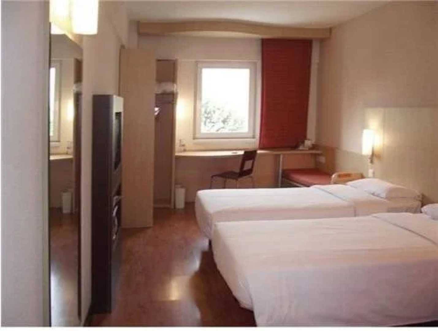 Ibis Xichang Hangtian