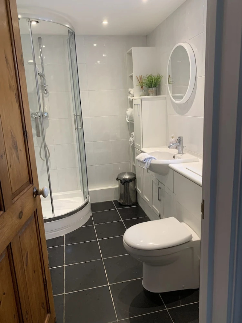 Come & Stay on a Real Norfolk Vineyard