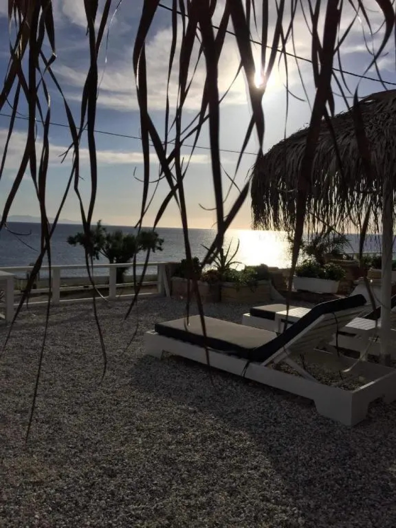 ILIOPOULOS Apartments