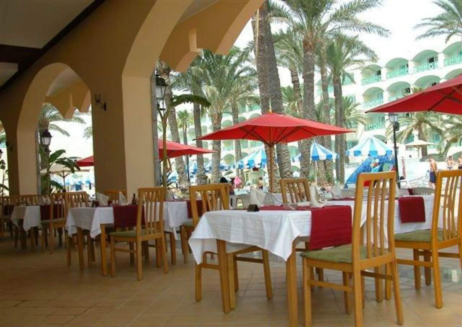 Hotel Marabout - Families and Couples Only